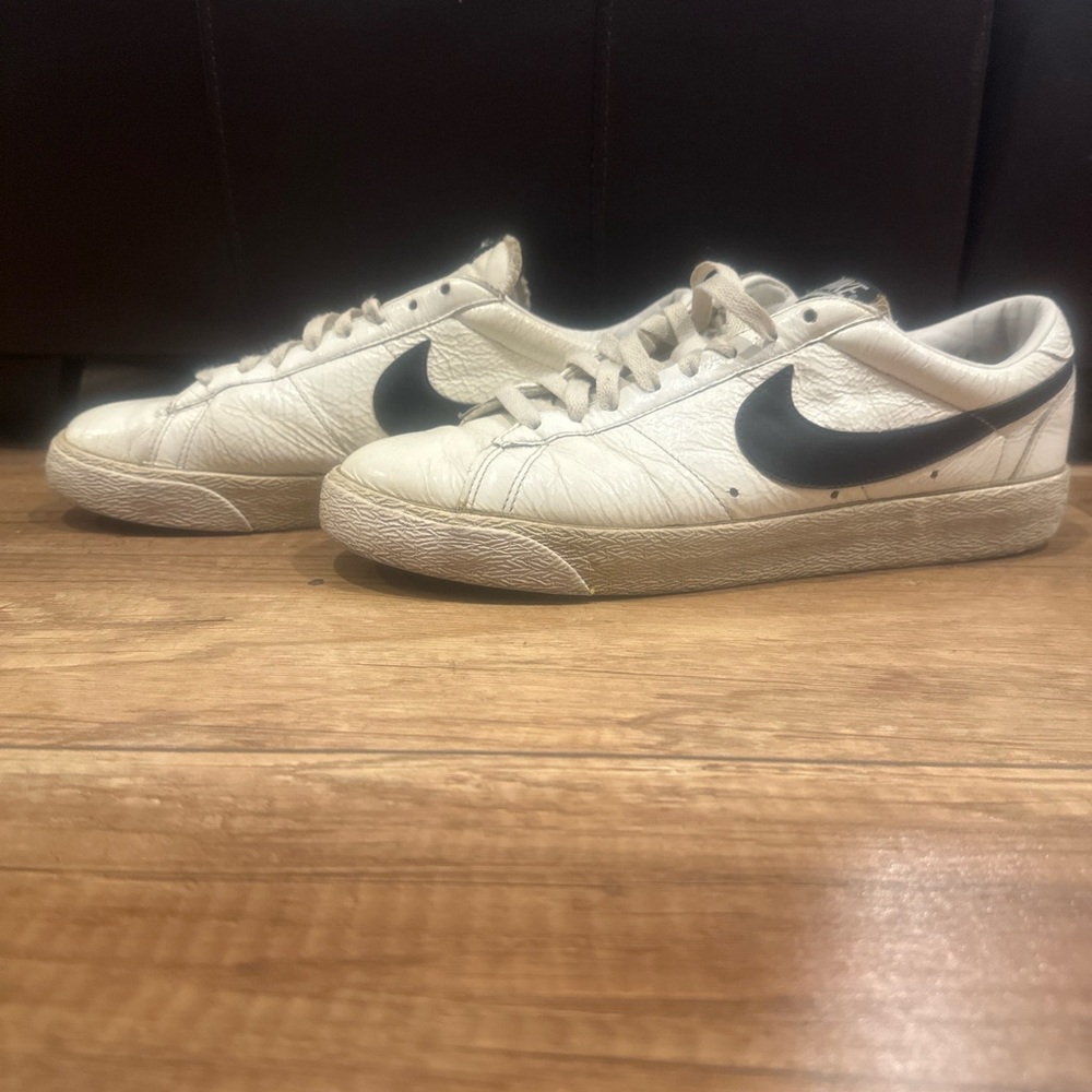 2008 Nike Blazer Low Classic Premium “Creased Patent Pack” White